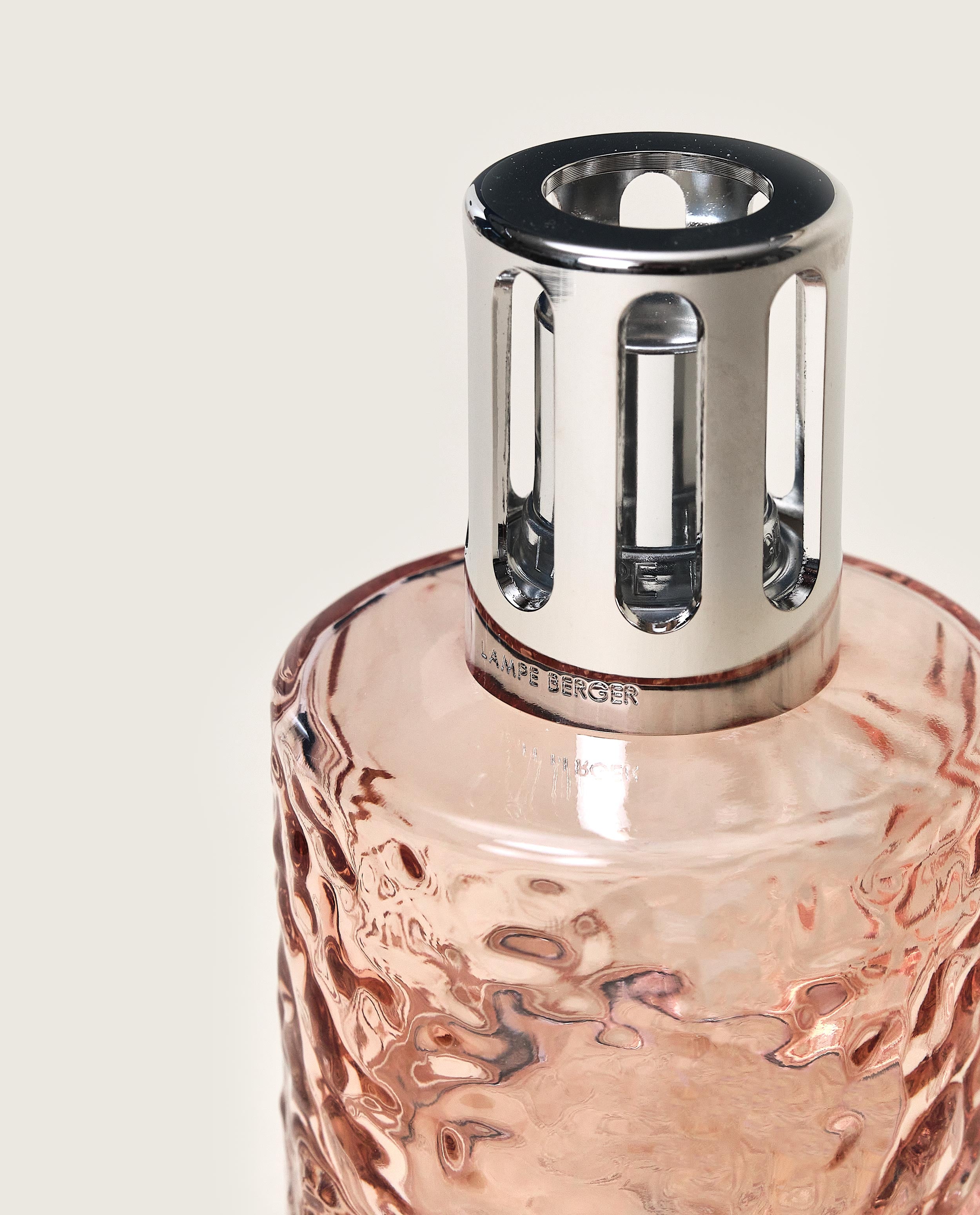 maison-berger-paris-coffret-lampe-berger-mirage-nude-parfum-home-sweet-home image 3