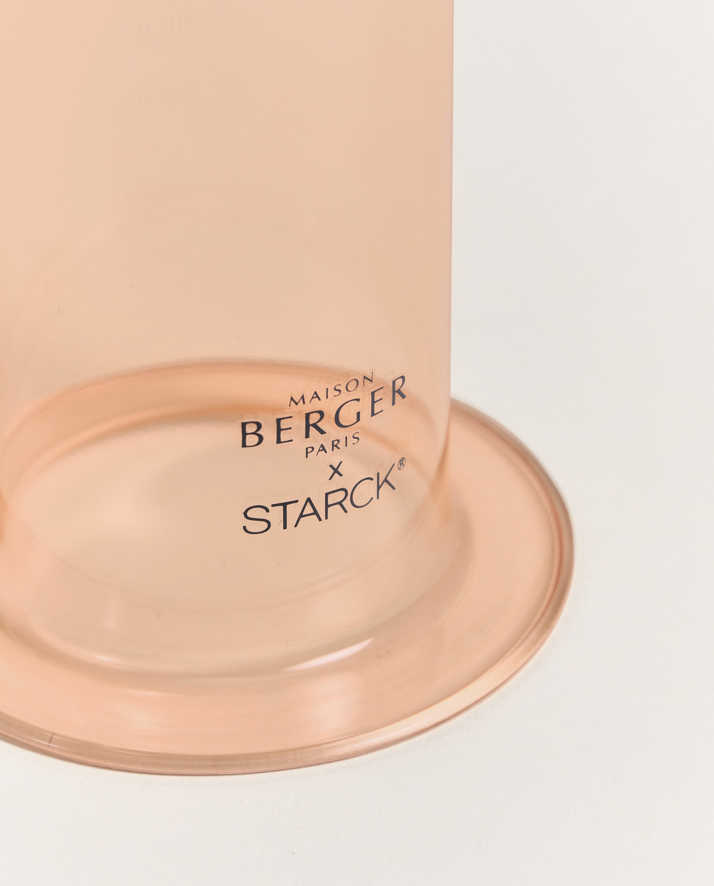 maison-berger-paris-bougie-photophore-by-starck-peau-de-soie image 4