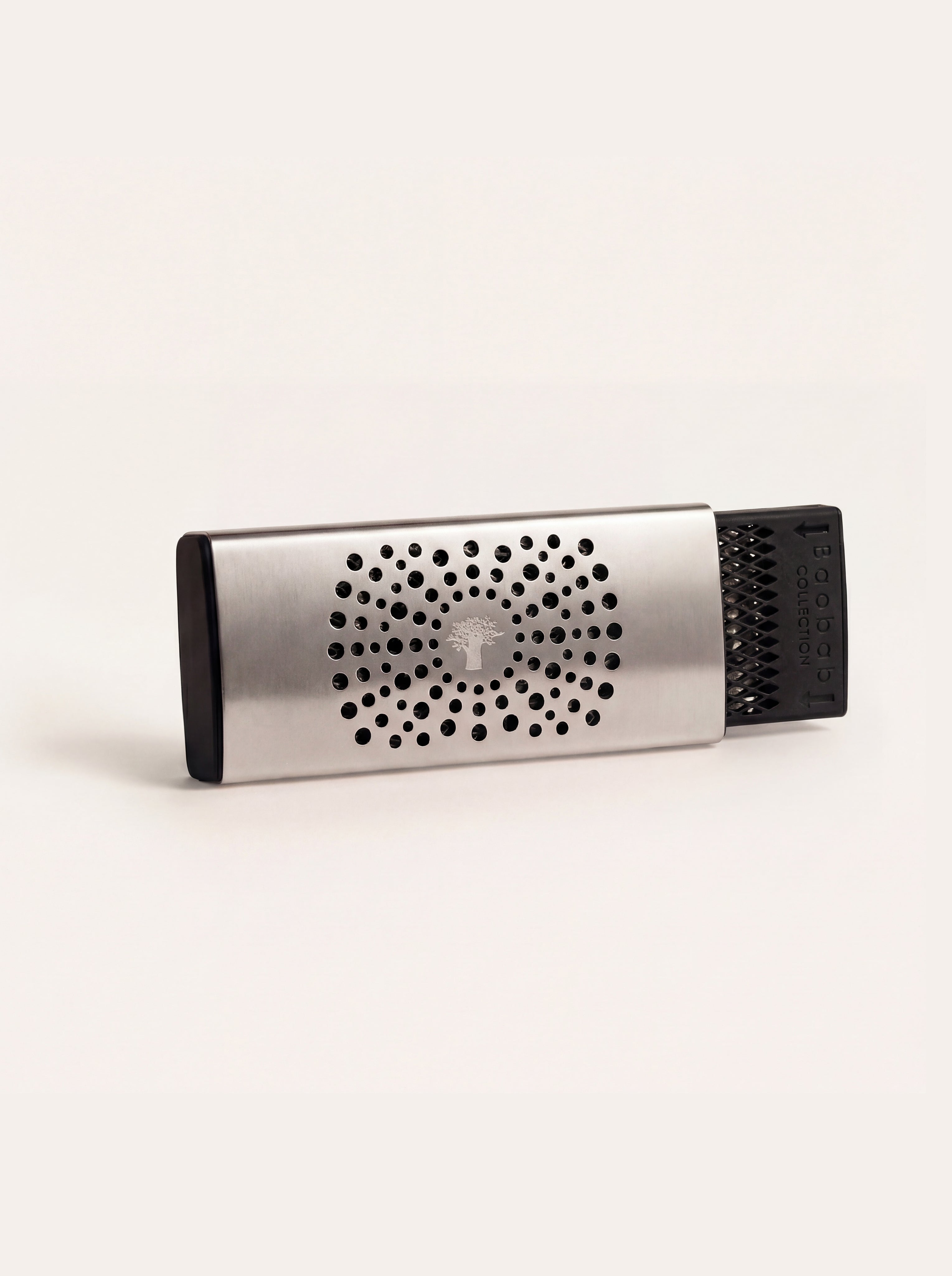 baobab-collection-les-exclusives-platinum-recharge-diffuseur-voiture image 1