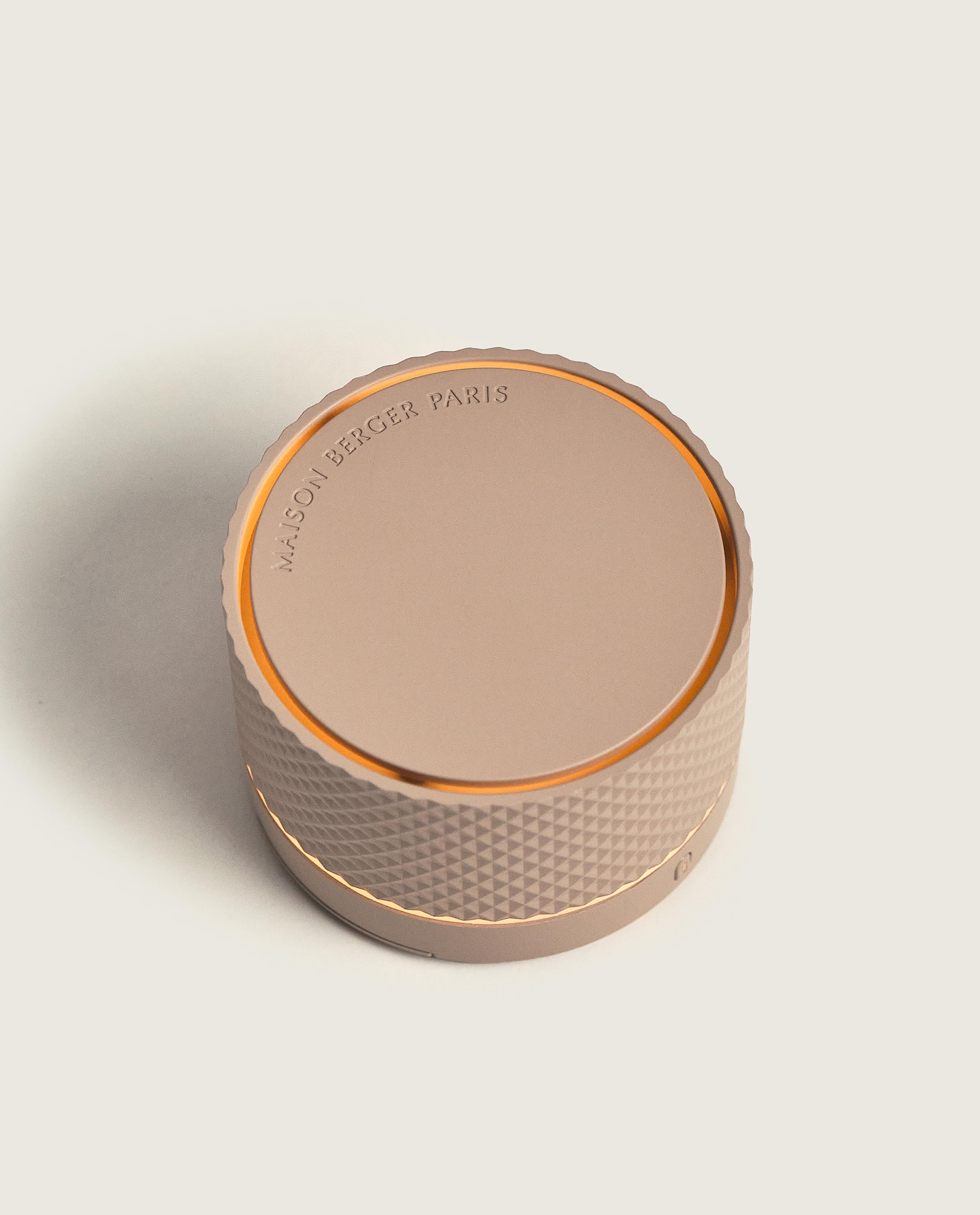 maison-berger-paris-diffuseur-nomade-sable-caresse-de-coton image 3