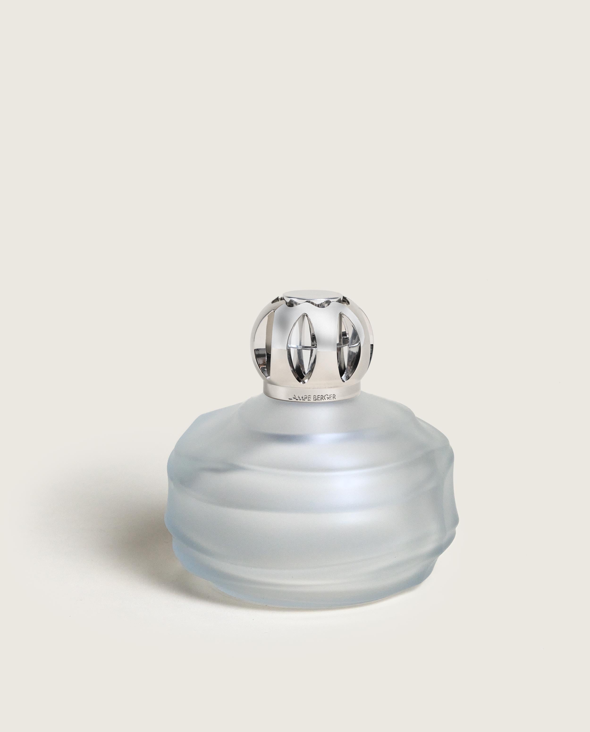 maison-berger-paris-echo-givr-e-lampe-berger-par-devog image 1