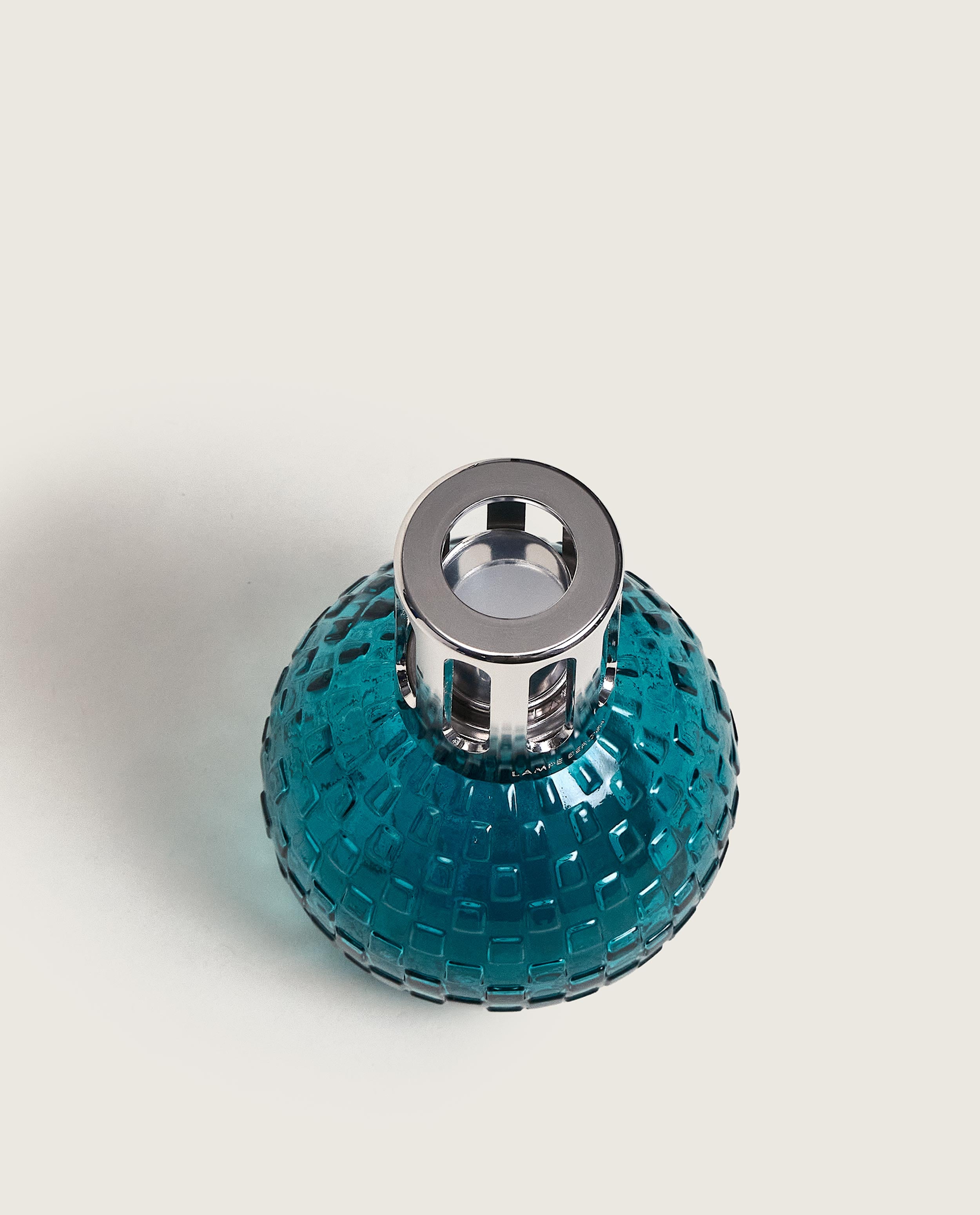 maison-berger-paris-coffret-lampe-berger-disco-verte-musc-cocoon image 4