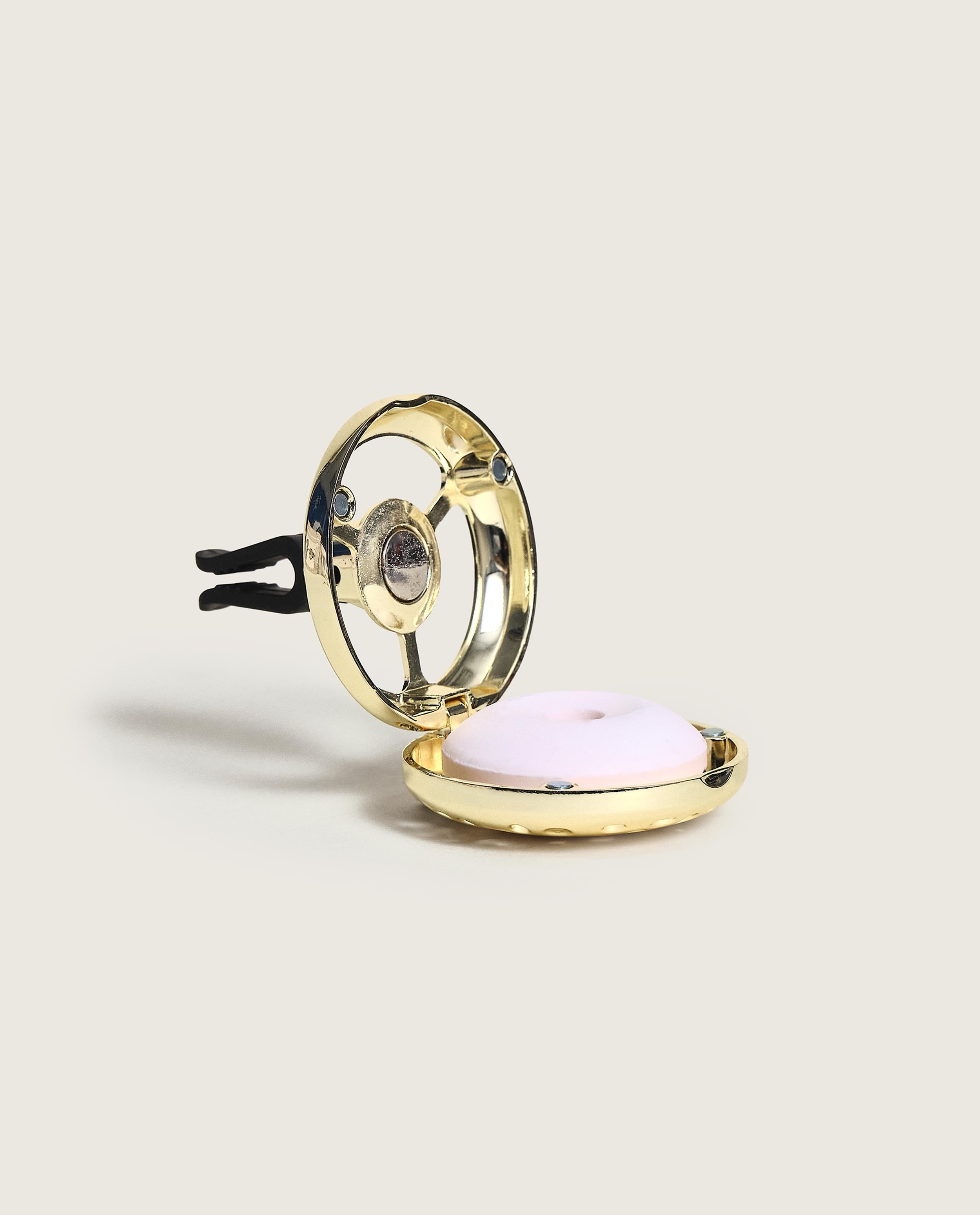 maison-berger-paris-coffret-les-petits-tr-sors-ophelia-diffuseur-voiture-or-port image 3