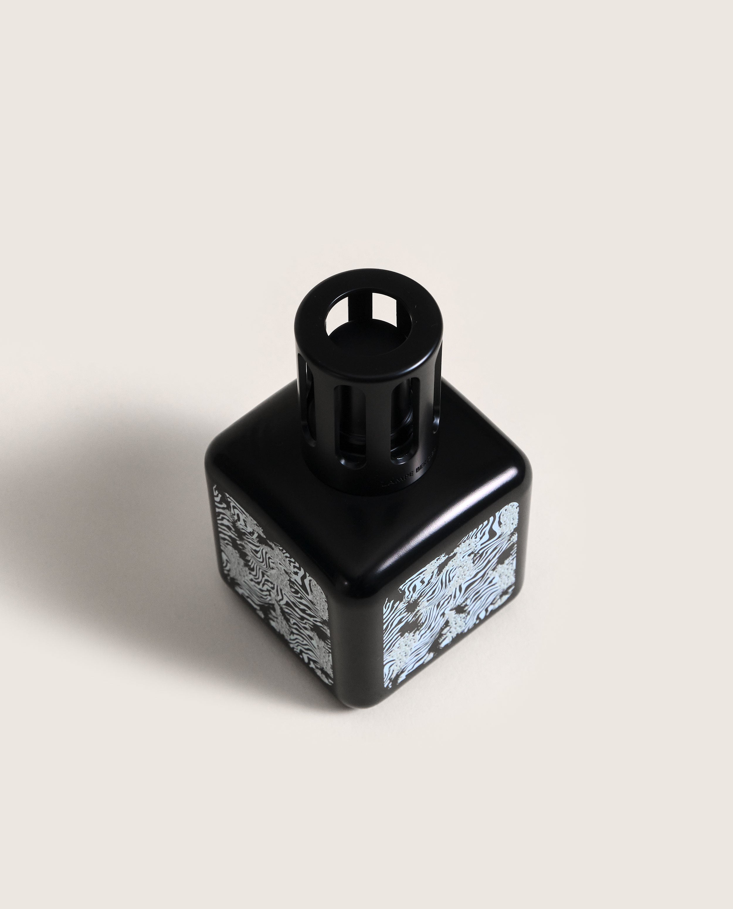 maison-berger-paris-coffret-lampe-berger-gla-on-animal-poussi-re-d-ambre image 4