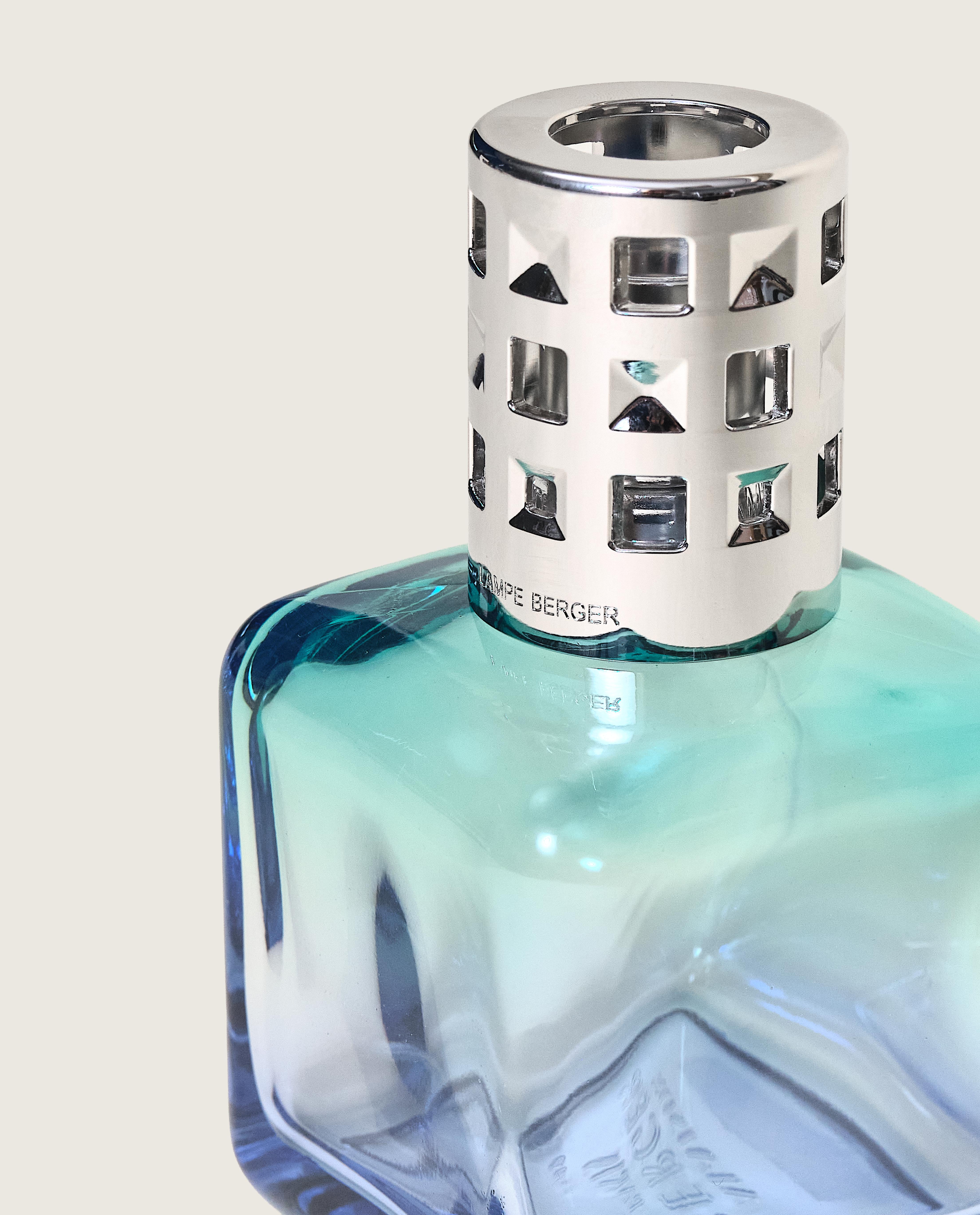maison-berger-paris-gla-on-turquoise-bleue-coffret-lampe-berger-vent-d-oc-an image 4
