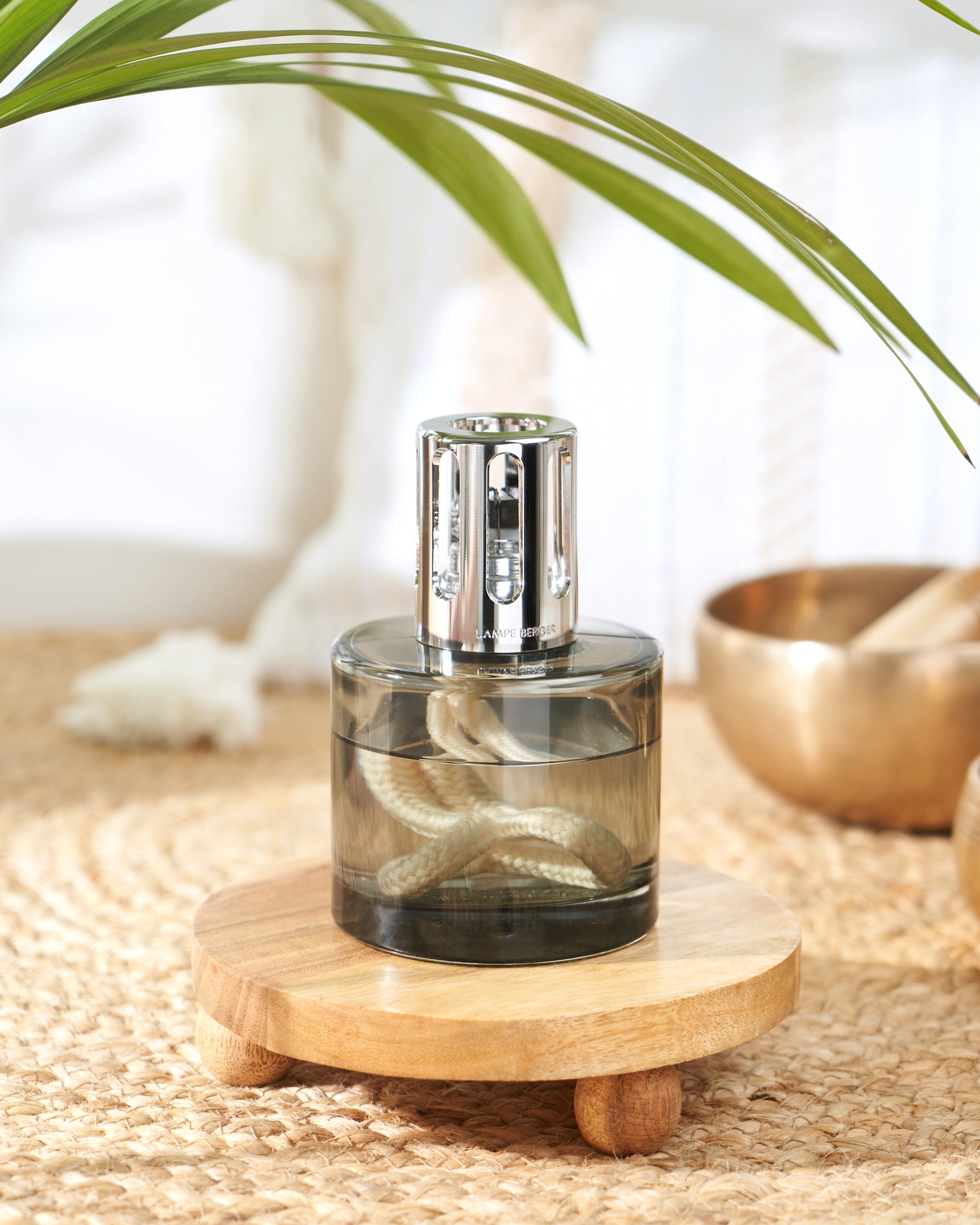 maison-berger-paris-coffret-lampe-berger-aroma-relax-grise-250-ml image 6
