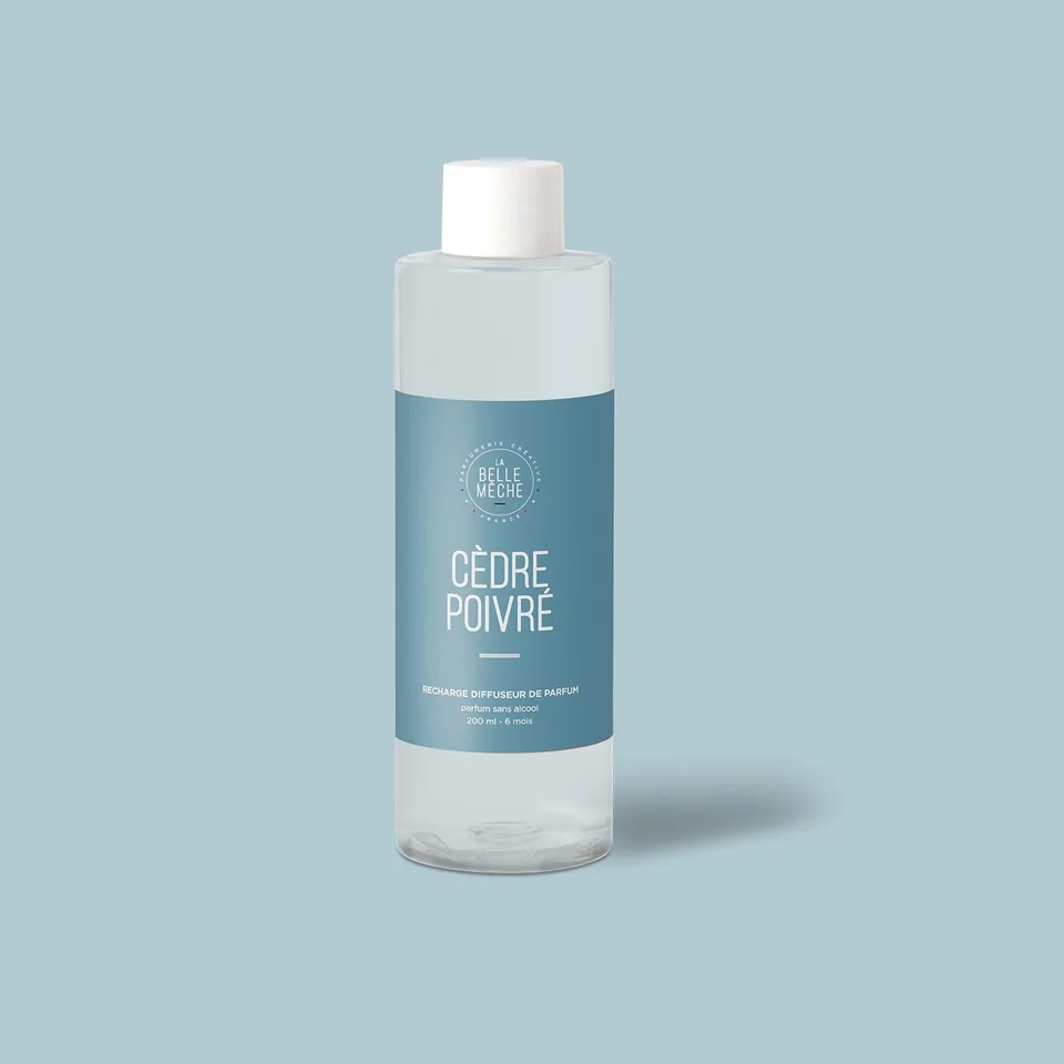 la-belle-m-che-recharge-diffuseur-c-dre-poivr-200ml-10-tiges image 1