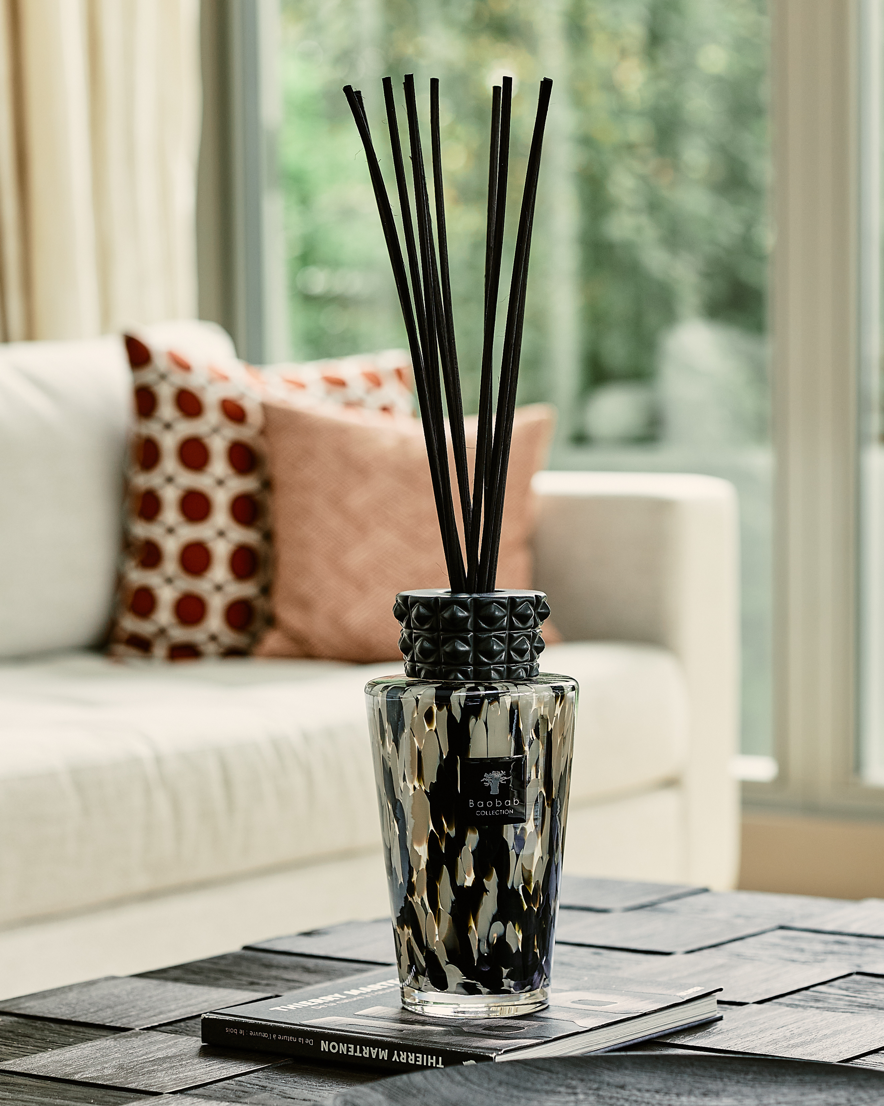 baobab-collection-pearls-black-totem-diffuseur-250-ml-2-l-5-l image 3