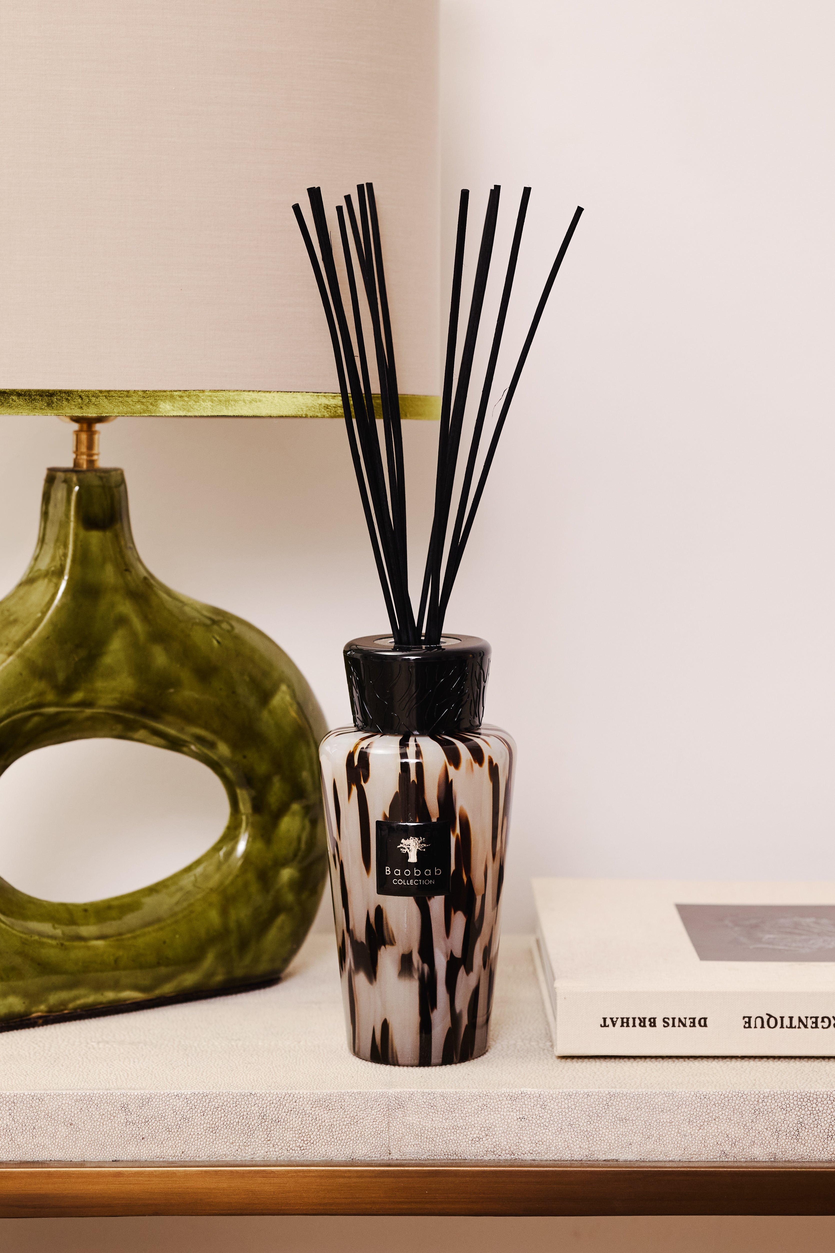 baobab-collection-pearls-black-diffuseur-de-parfum-d-coratif image 3