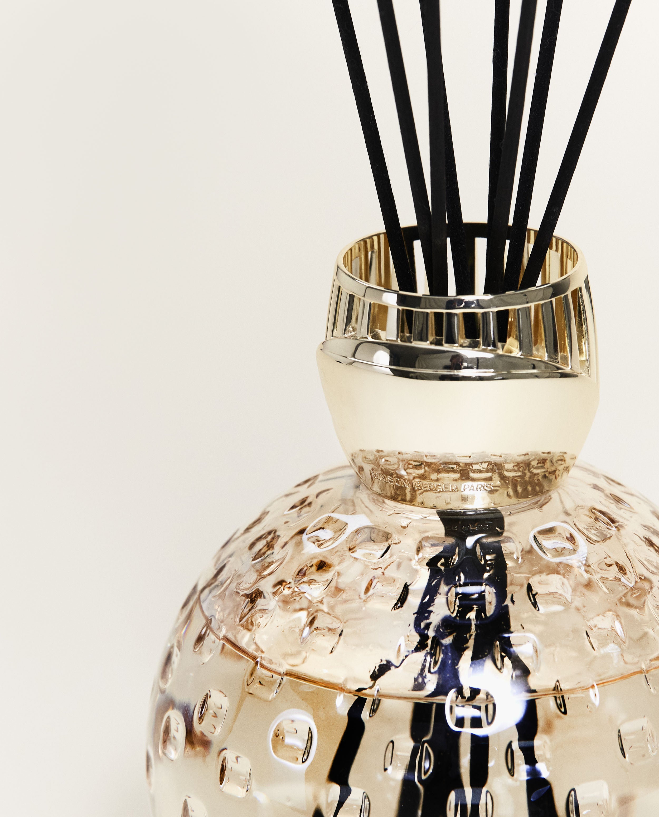 maison-berger-paris-crystal-globe-nude-dition-d-art-bouquet-parfum-cristal image 2