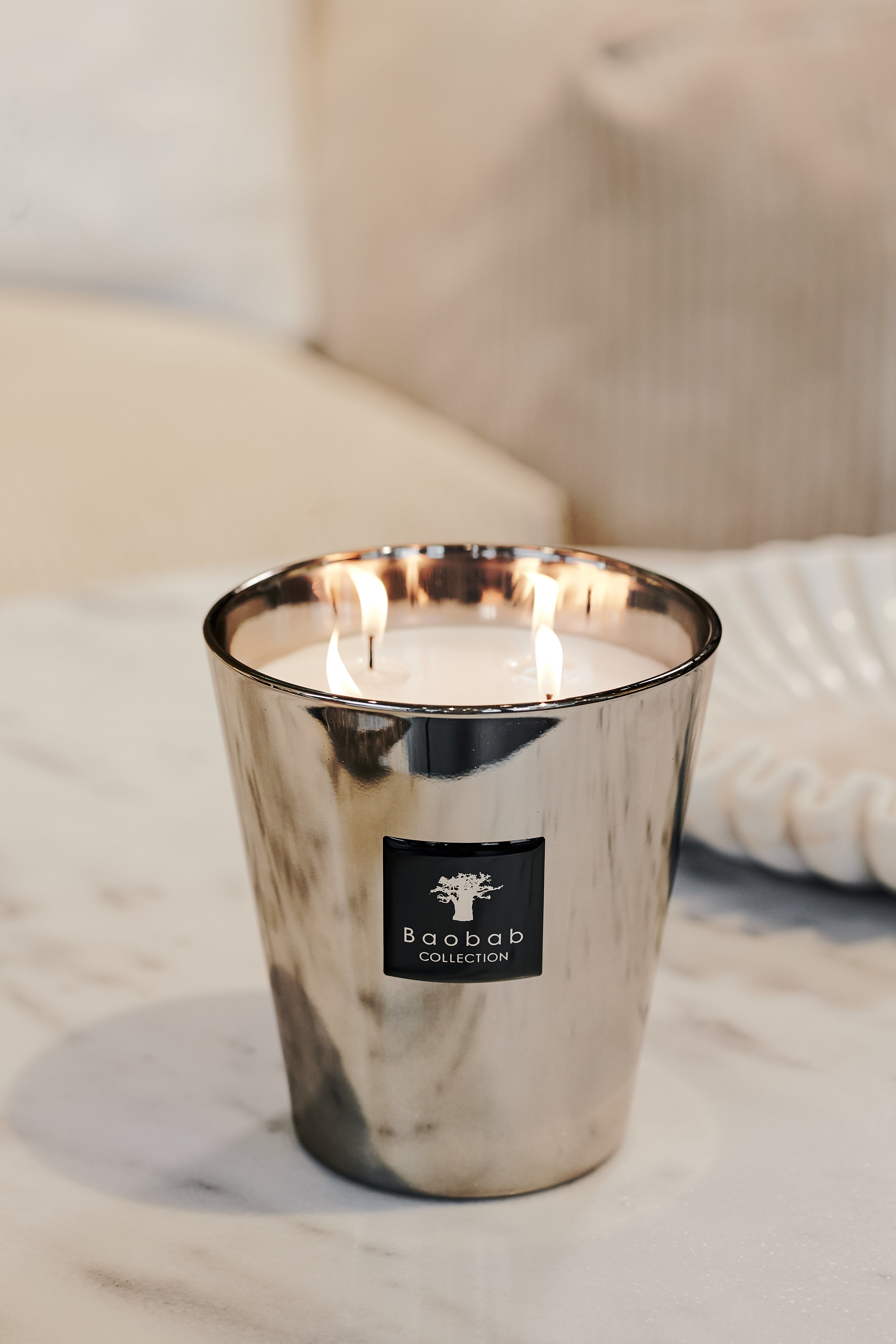 baobab-collection-les-exclusives-platinum-bougie-parfum-e image 3