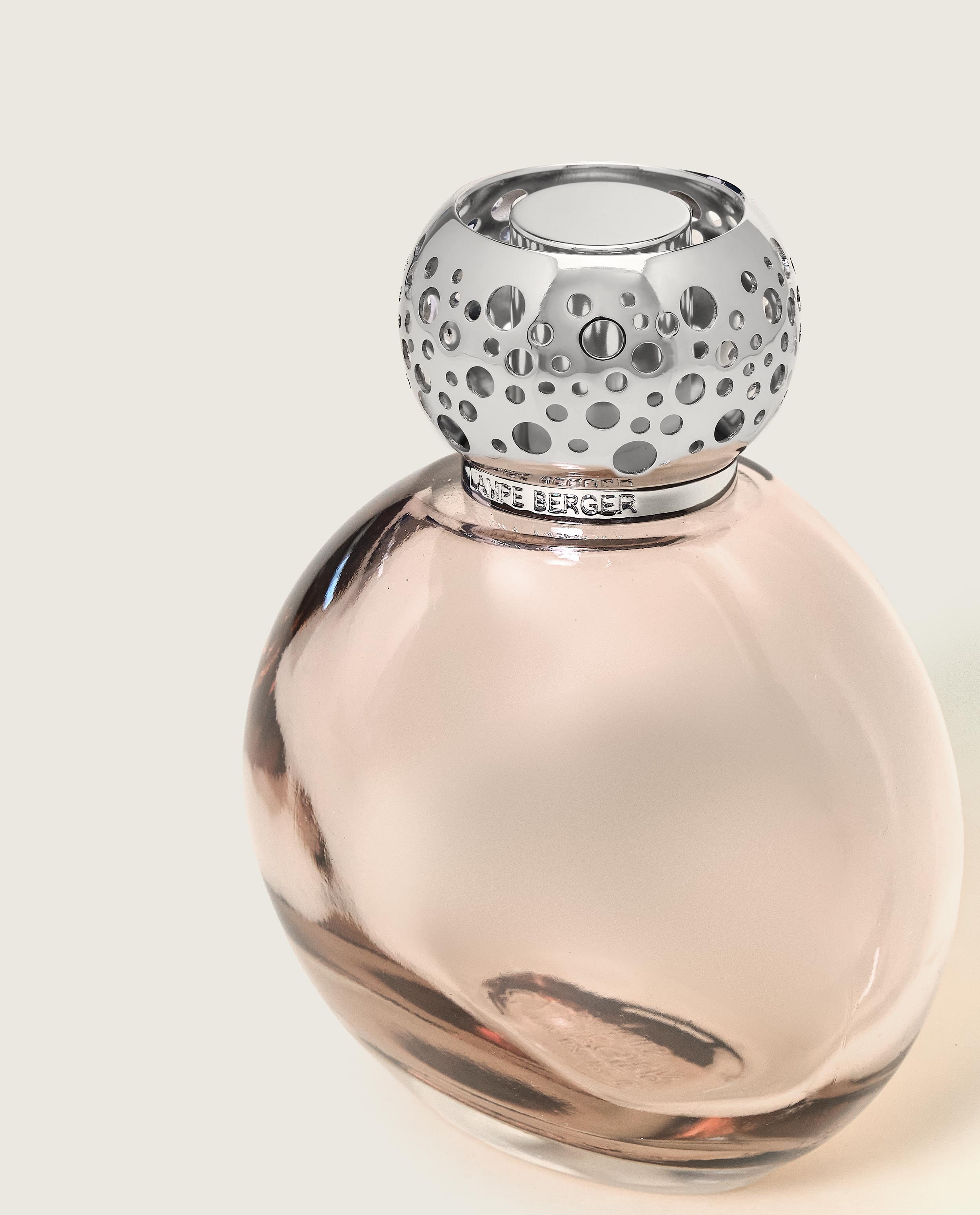 maison-berger-paris-coffret-lampe-berger-ophelia-nude-lumi-re-florale image 3