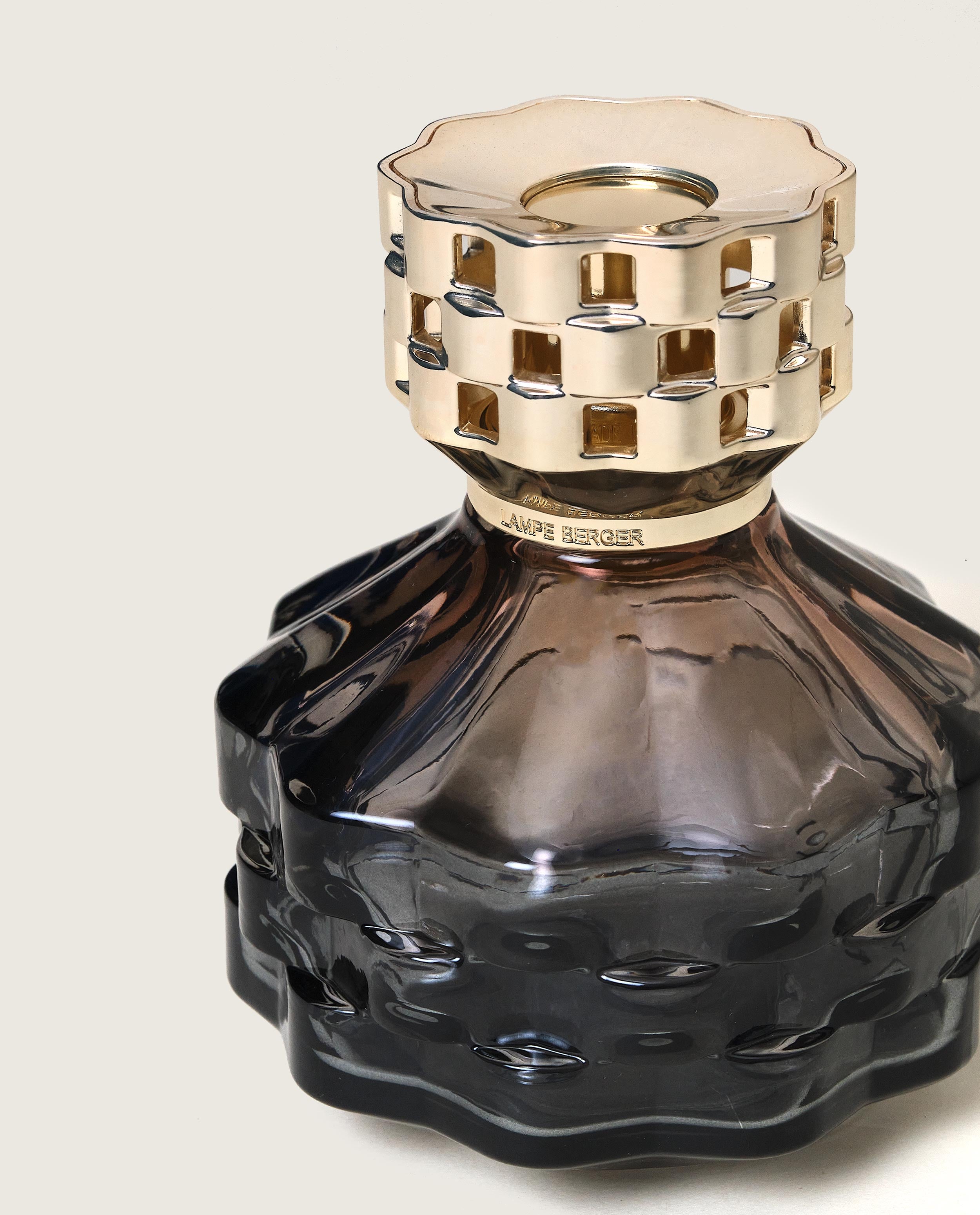 maison-berger-paris-lampe-berger-bolero-noire-et-nude image 2