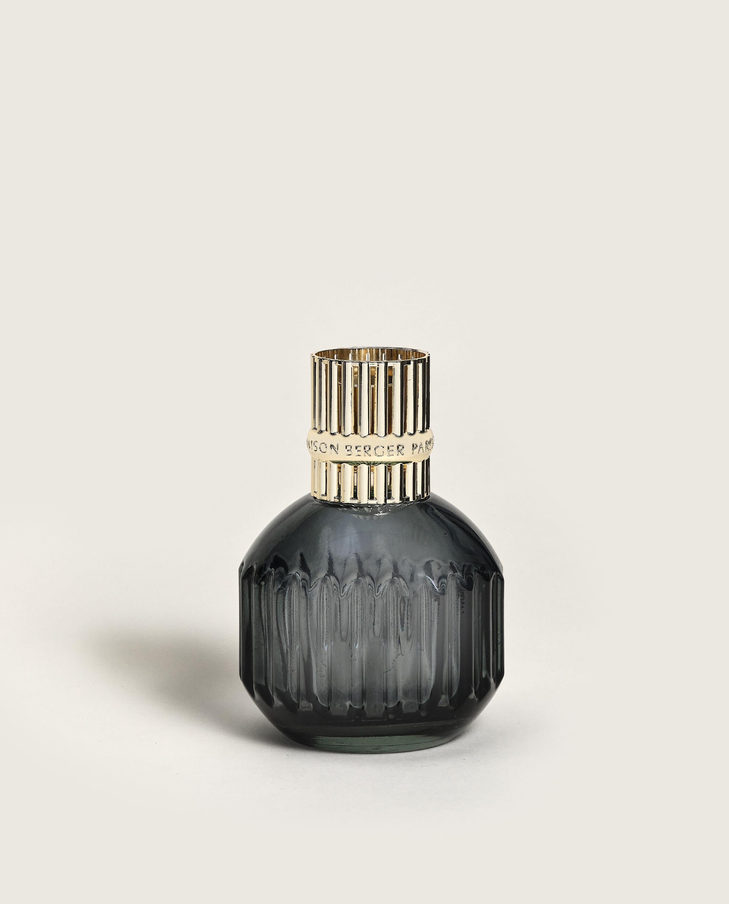 maison-berger-paris-lampe-berger-cannelo-grise-lampe-catalyse-design-devog image 1