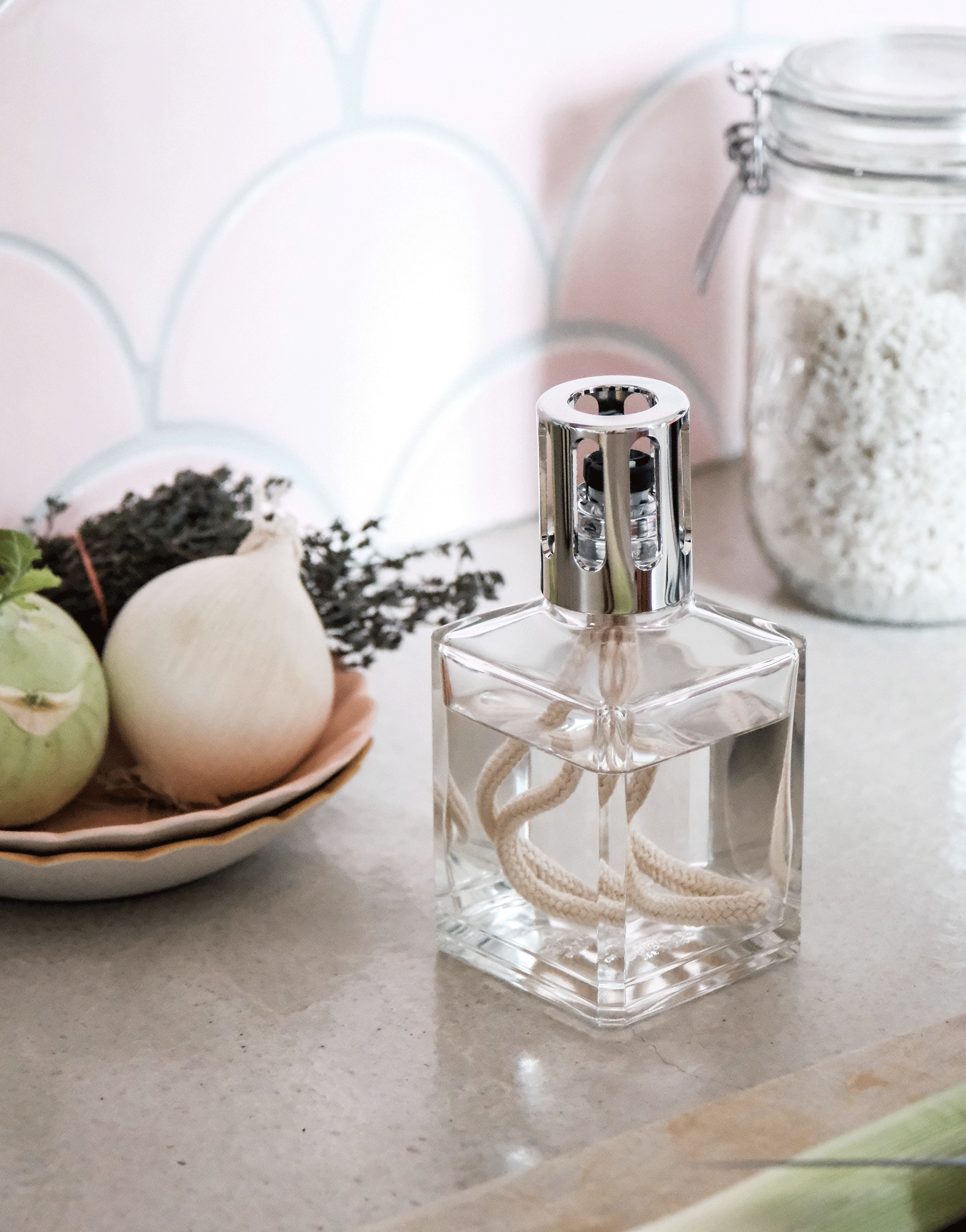 maison-berger-paris-essentielle-carr-e-coffret-lampe-berger-2-recharges image 6