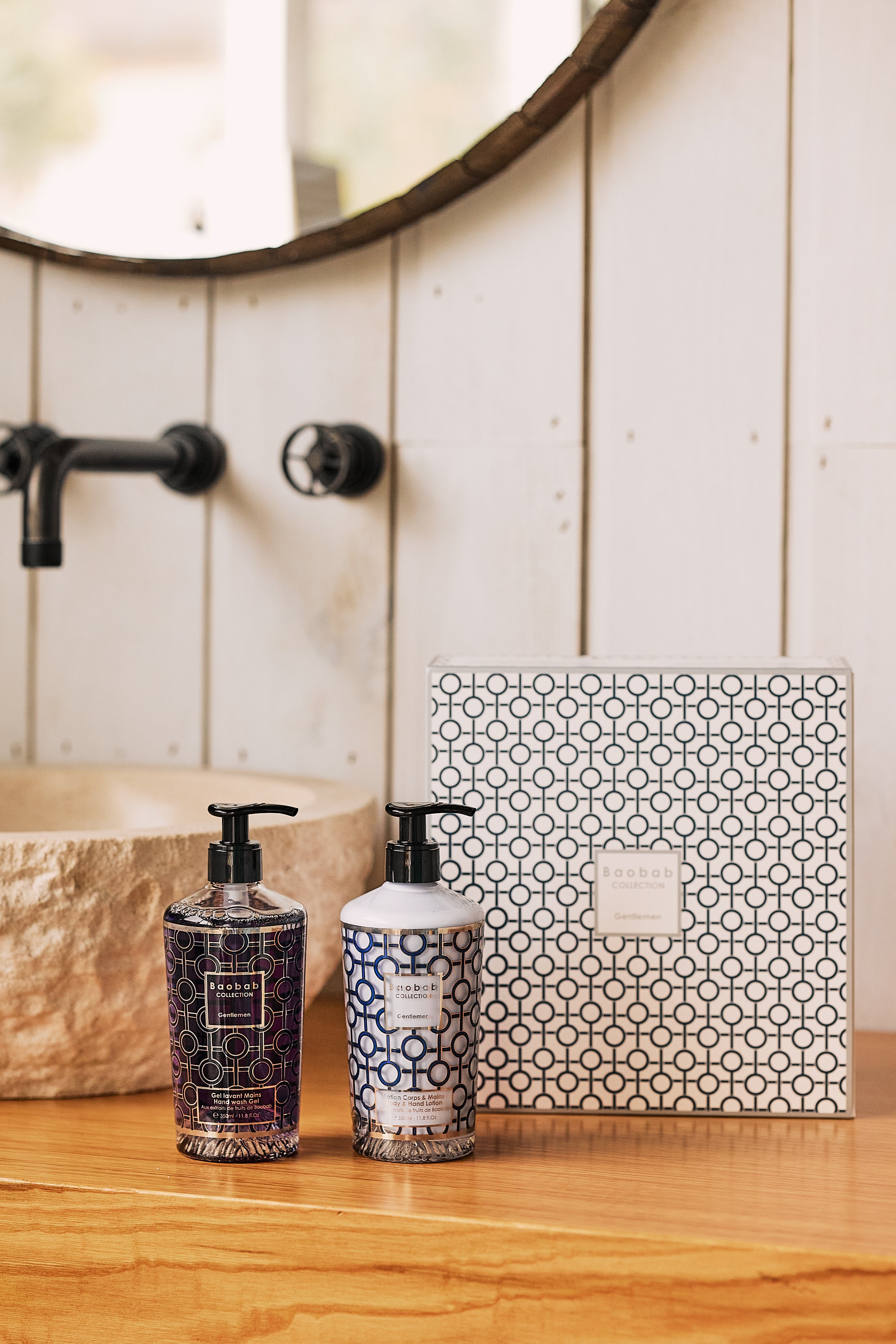 baobab-collection-coffret-cadeau-gentlemen-lotion-corps-mains-et-gel-mains image 2