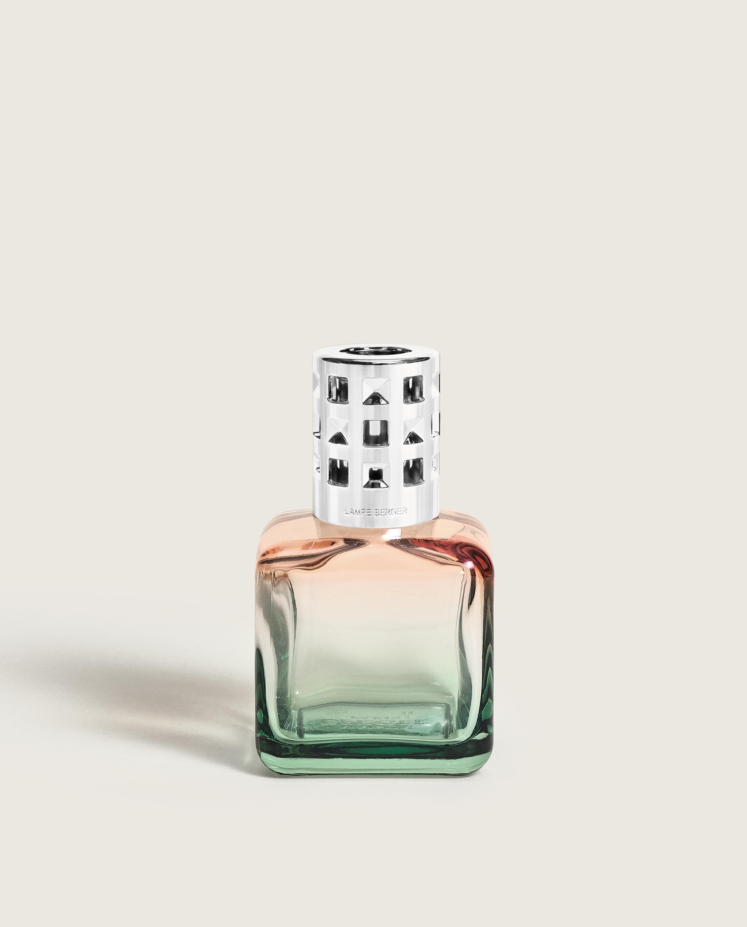 maison-berger-paris-coffret-lampe-berger-gla-on-p-che-verte-zeste-de-verveine image 2