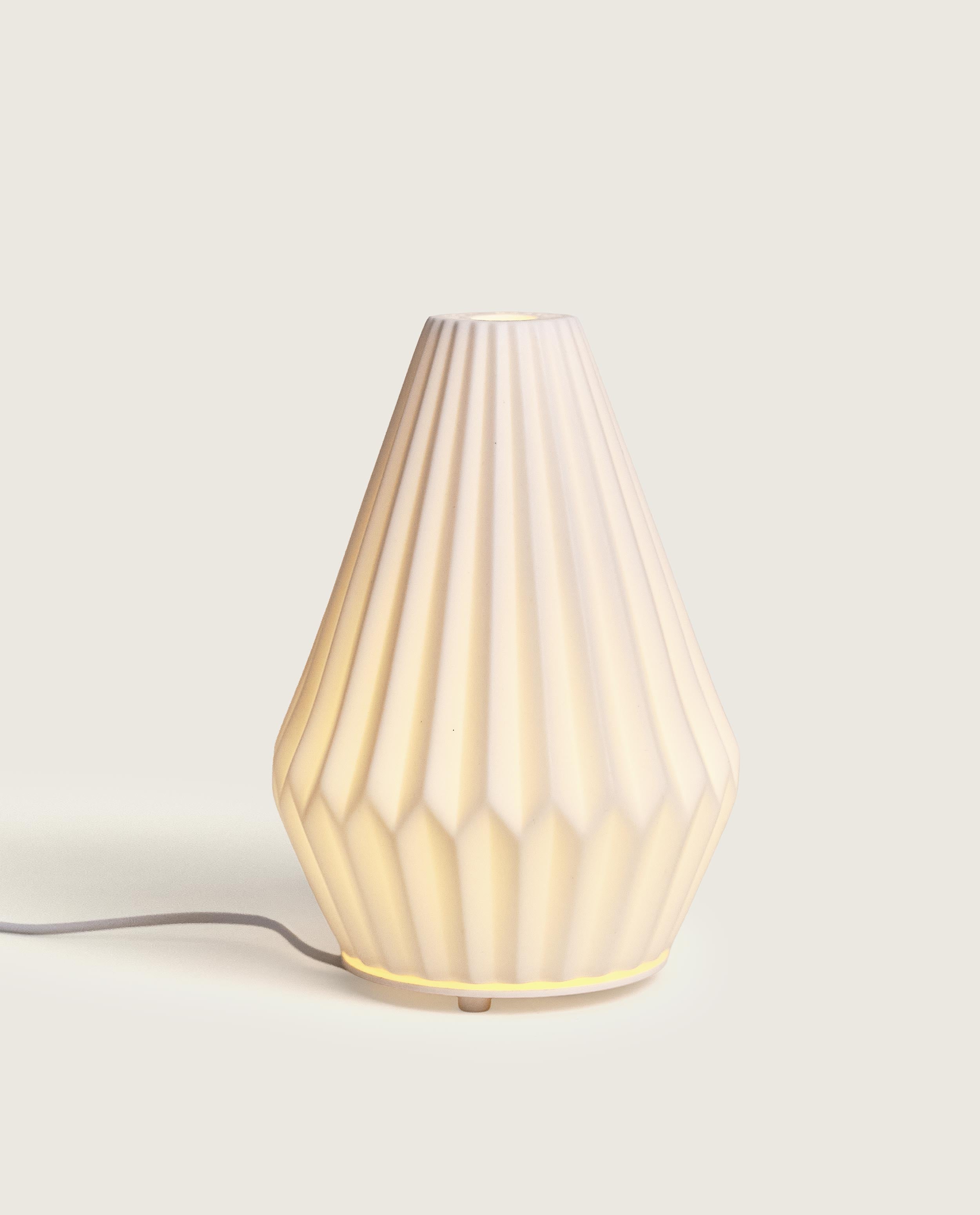 maison-berger-paris-diffuseur-lectrique-c-ne-blanc-poussi-re-d-ambre image 2