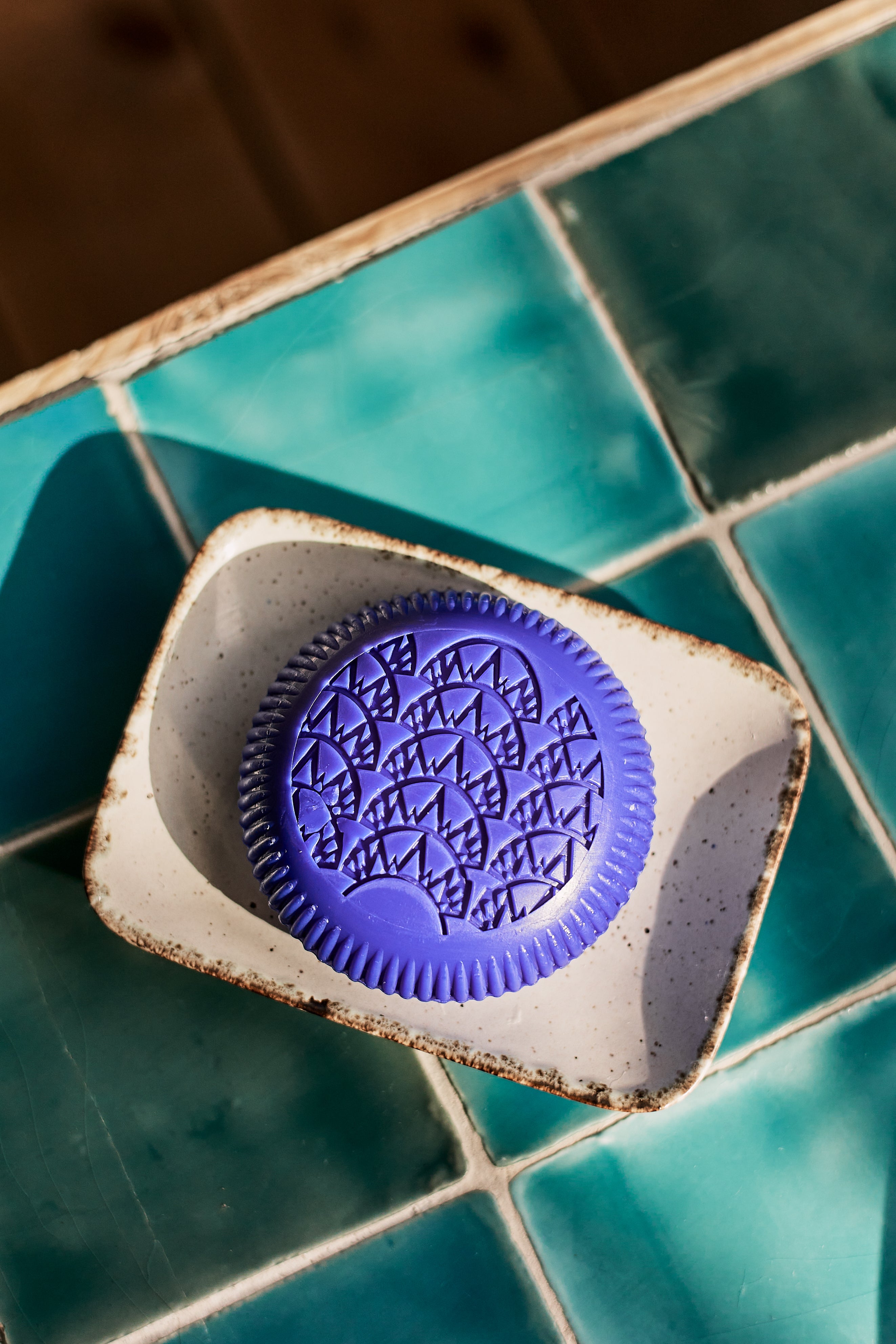 baobab-collection-manhattan-savon-solide-bleu-lavande image 2